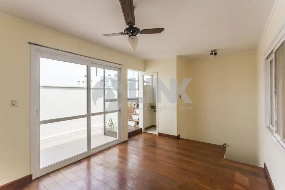 Apartamento com 1 quarto à venda, 103m2 em Petrópolis, Porto Alegre - RS - imagem 9 Foto 9 de Apartamento com 1 quarto à venda, 103m2 em Petrópolis, Porto Alegre - RS