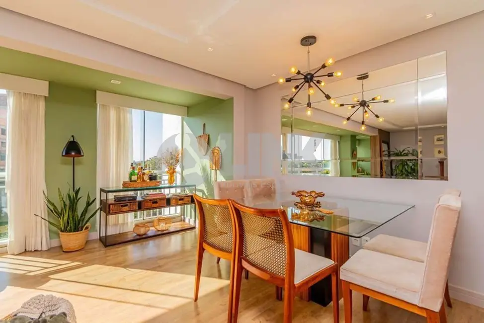 Apartamento com 3 quartos à venda, 125m2 em Jardim Europa, Porto Alegre - RS - imagem 5 Foto 5 de Apartamento com 3 quartos à venda, 125m2 em Jardim Europa, Porto Alegre - RS