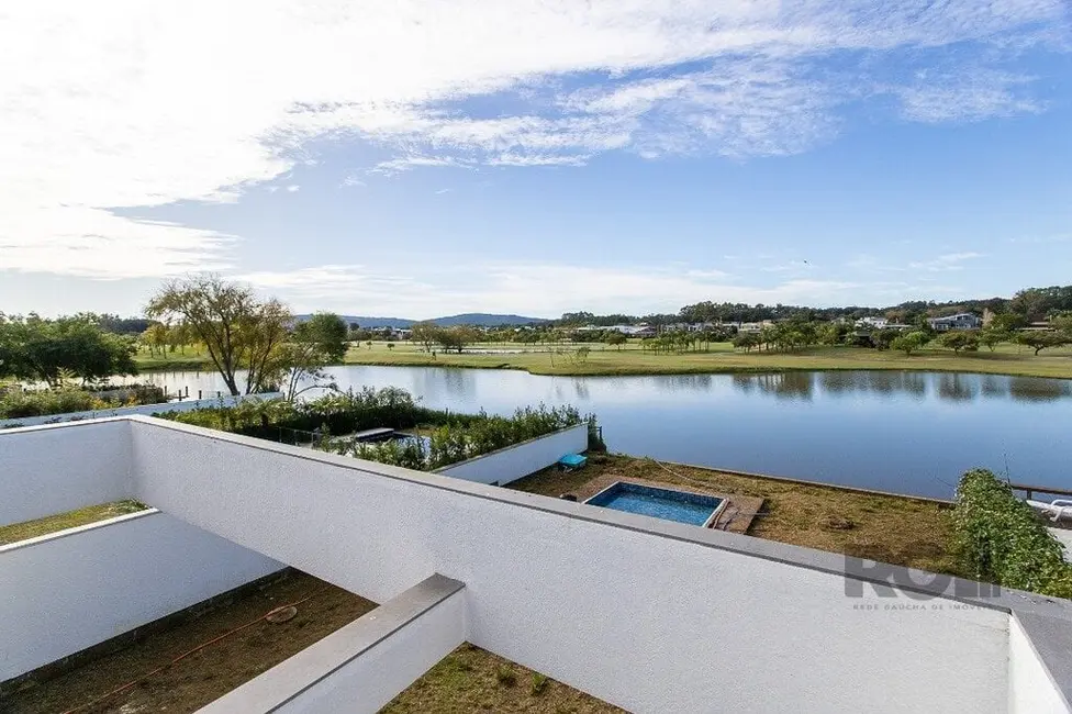 Foto 2 de Casa de Condomínio com 3 quartos à venda, 297m2 em Belém Novo, Porto Alegre - RS