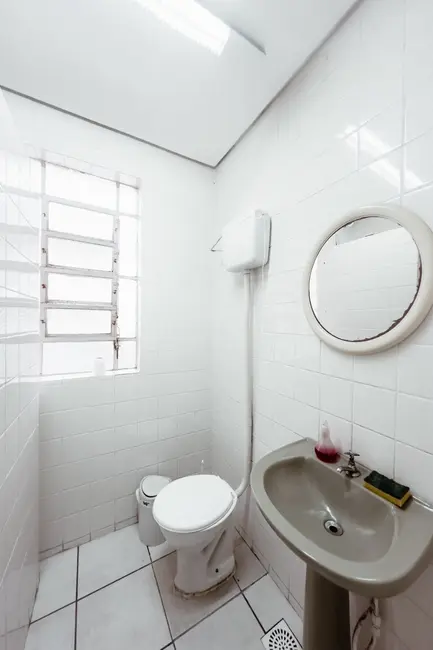 Casa com 3 quartos à venda, 240m2 em Petrópolis, Porto Alegre - RS - imagem 7 Foto 7 de Casa com 3 quartos à venda, 240m2 em Petrópolis, Porto Alegre - RS