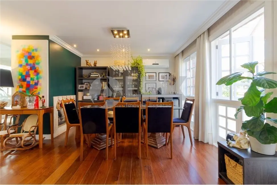 Casa de Condomínio com 3 quartos à venda, 251m2 em Chácara das Pedras, Porto Alegre - RS - imagem 4 Foto 4 de Casa de Condomínio com 3 quartos à venda, 251m2 em Chácara das Pedras, Porto Alegre - RS