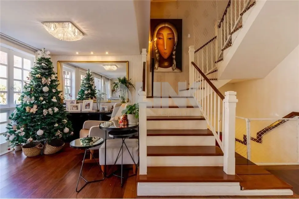 Casa de Condomínio com 3 quartos à venda, 251m2 em Chácara das Pedras, Porto Alegre - RS - imagem 9 Foto 9 de Casa de Condomínio com 3 quartos à venda, 251m2 em Chácara das Pedras, Porto Alegre - RS