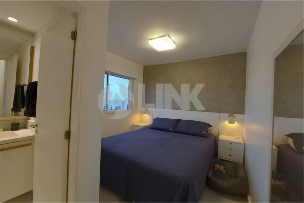 Apartamento com 3 quartos à venda, 70m2 em Passo da Areia, Porto Alegre - RS - imagem 6 Foto 6 de Apartamento com 3 quartos à venda, 70m2 em Passo da Areia, Porto Alegre - RS
