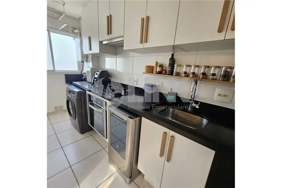 Apartamento com 3 quartos à venda, 70m2 em Passo da Areia, Porto Alegre - RS - imagem 3 Foto 3 de Apartamento com 3 quartos à venda, 70m2 em Passo da Areia, Porto Alegre - RS