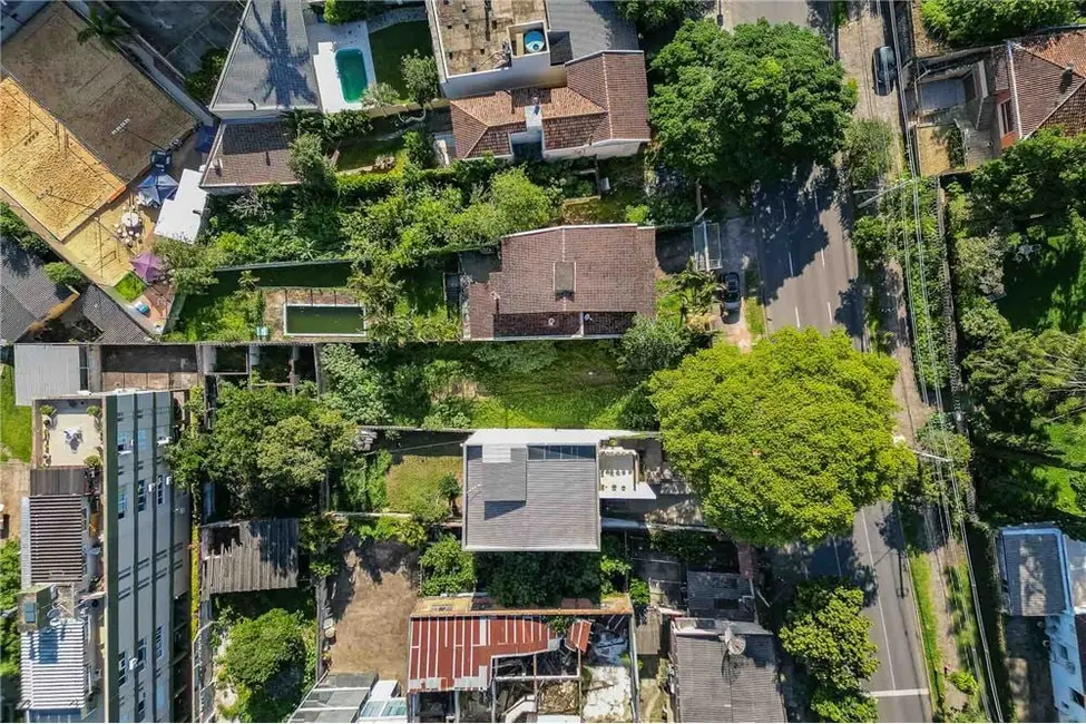 Foto 4 de Terreno / Lote à venda em Cristal, Porto Alegre - RS