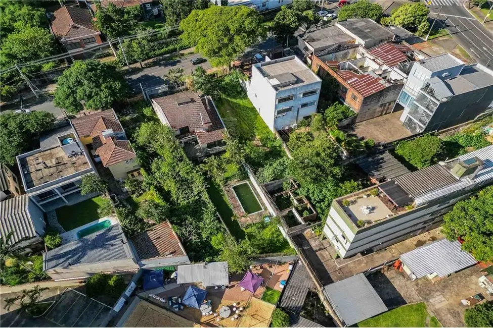 Foto 9 de Terreno / Lote à venda em Cristal, Porto Alegre - RS