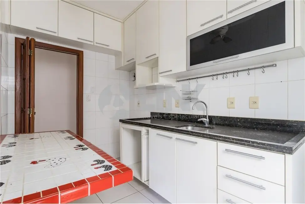 Apartamento com 3 quartos à venda, 97m2 em Menino Deus, Porto Alegre - RS - imagem 7 Foto 7 de Apartamento com 3 quartos à venda, 97m2 em Menino Deus, Porto Alegre - RS