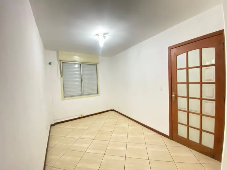 Foto 1 de Apartamento com 1 quarto à venda, 40m2 em Vila Nova, Porto Alegre - RS