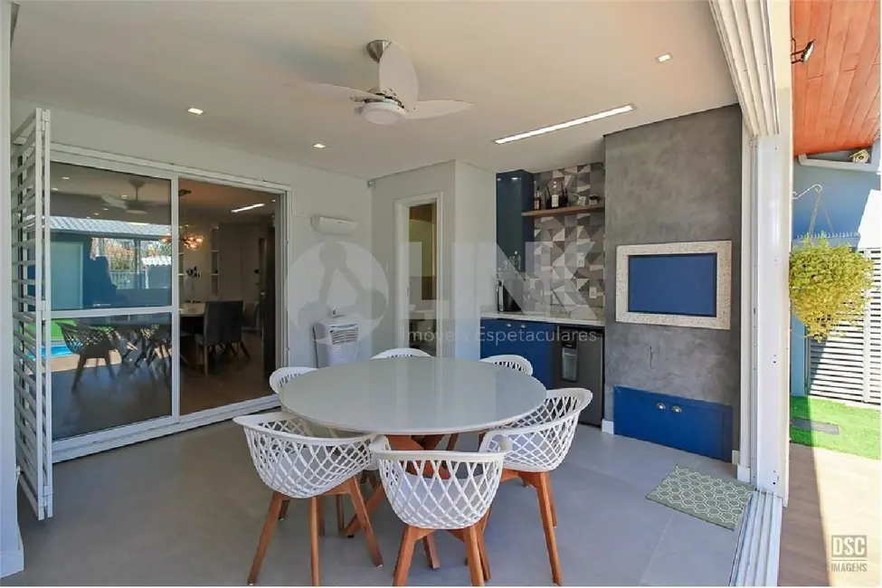 Casa com 3 quartos à venda, 207m2 em Teresópolis, Porto Alegre - RS - imagem 8 Foto 8 de Casa com 3 quartos à venda, 207m2 em Teresópolis, Porto Alegre - RS