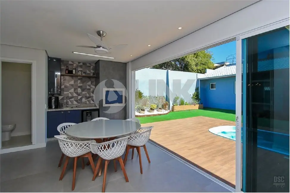 Casa com 3 quartos à venda, 207m2 em Teresópolis, Porto Alegre - RS - imagem 6 Foto 6 de Casa com 3 quartos à venda, 207m2 em Teresópolis, Porto Alegre - RS