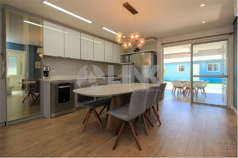 Casa com 3 quartos à venda, 207m2 em Teresópolis, Porto Alegre - RS - imagem 9 Foto 9 de Casa com 3 quartos à venda, 207m2 em Teresópolis, Porto Alegre - RS