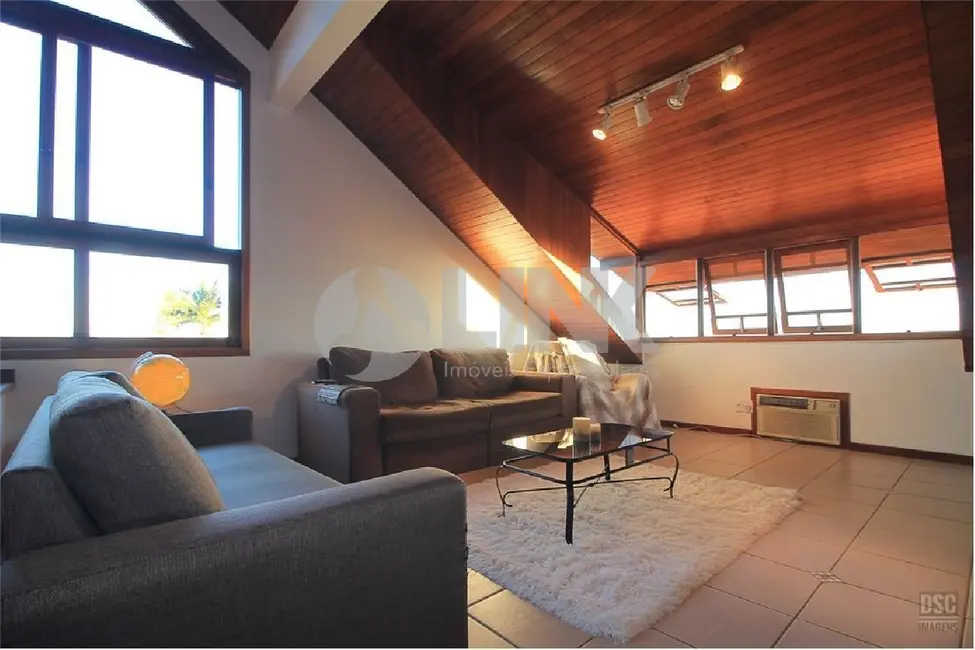 Foto 5 de Casa de Condomínio com 3 quartos à venda, 211m2 em Ipanema, Porto Alegre - RS