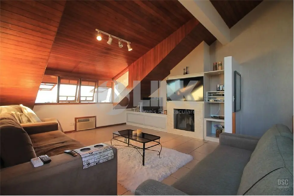 Foto 3 de Casa de Condomínio com 3 quartos à venda, 211m2 em Ipanema, Porto Alegre - RS