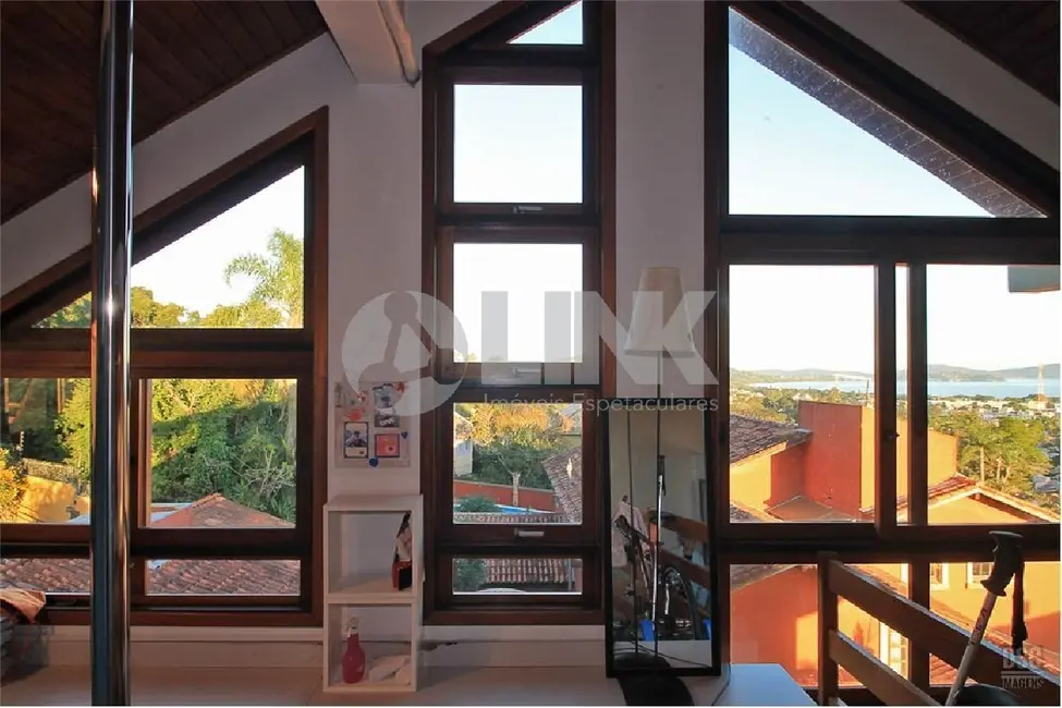 Foto 8 de Casa de Condomínio com 3 quartos à venda, 211m2 em Ipanema, Porto Alegre - RS