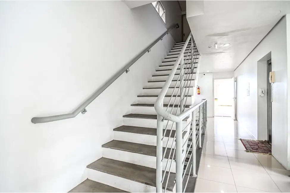 Foto 5 de Apartamento com 2 quartos à venda, 61m2 em Teresópolis, Porto Alegre - RS