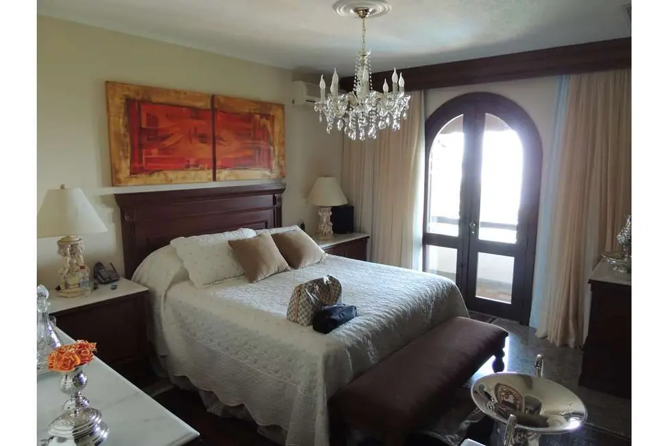 Foto 7 de Casa com 4 quartos à venda, 430m2 em Vila Assunção, Porto Alegre - RS