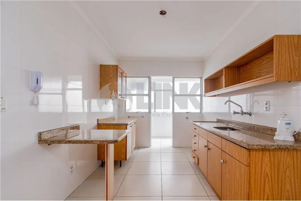 Foto 6 de Apartamento com 3 quartos à venda, 129m2 em Mont Serrat, Porto Alegre - RS