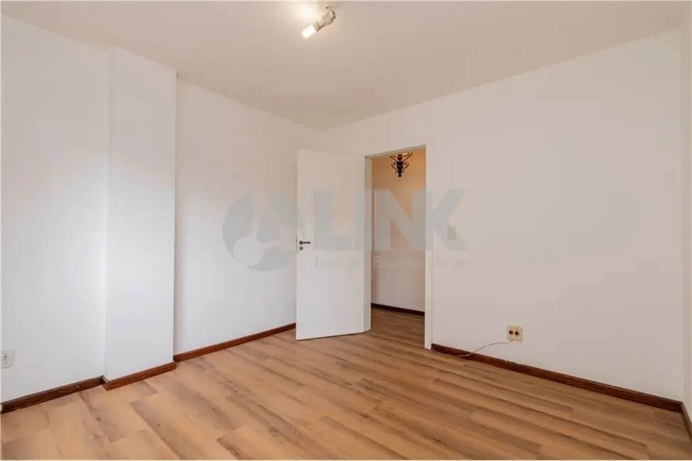 Foto 5 de Apartamento com 3 quartos à venda, 129m2 em Mont Serrat, Porto Alegre - RS