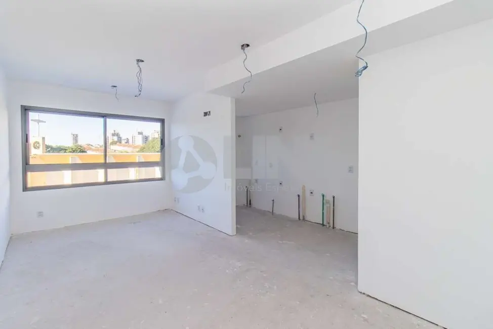 Apartamento com 2 quartos à venda, 3106m2 em Passo da Areia, Porto Alegre - RS - imagem 4 Foto 4 de Apartamento com 2 quartos à venda, 3106m2 em Passo da Areia, Porto Alegre - RS