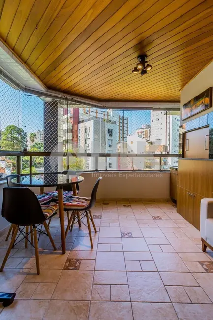 Foto 4 de Apartamento com 3 quartos à venda, 132m2 em Bela Vista, Porto Alegre - RS