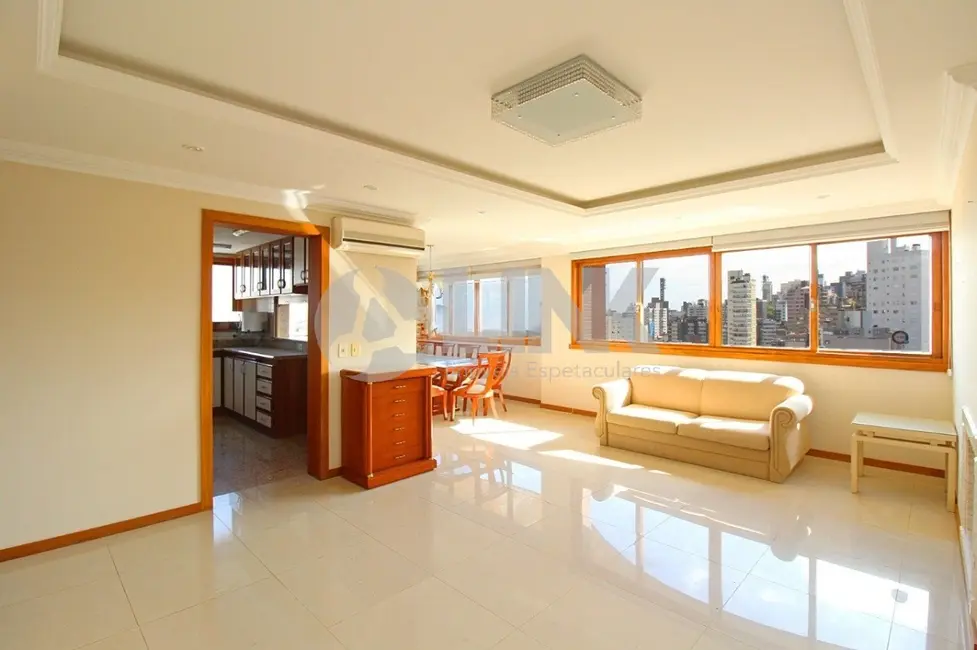 Apartamento com 3 quartos à venda, 153m2 em Petrópolis, Porto Alegre - RS - imagem 3 Foto 3 de Apartamento com 3 quartos à venda, 153m2 em Petrópolis, Porto Alegre - RS