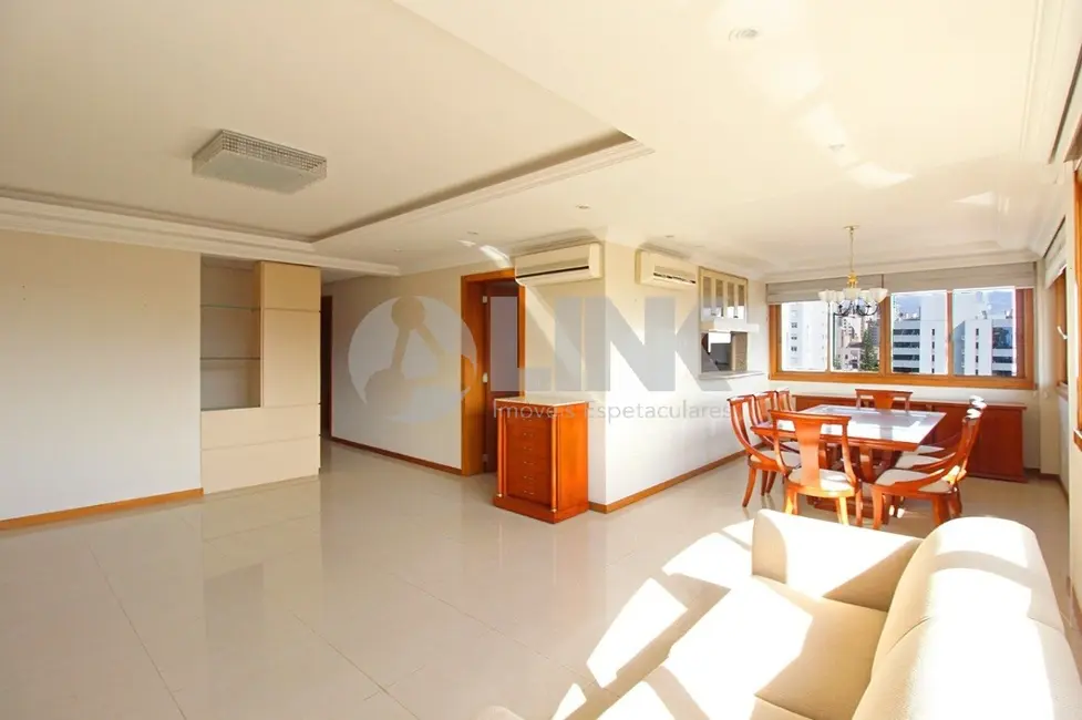 Apartamento com 3 quartos à venda, 153m2 em Petrópolis, Porto Alegre - RS - imagem 4 Foto 4 de Apartamento com 3 quartos à venda, 153m2 em Petrópolis, Porto Alegre - RS