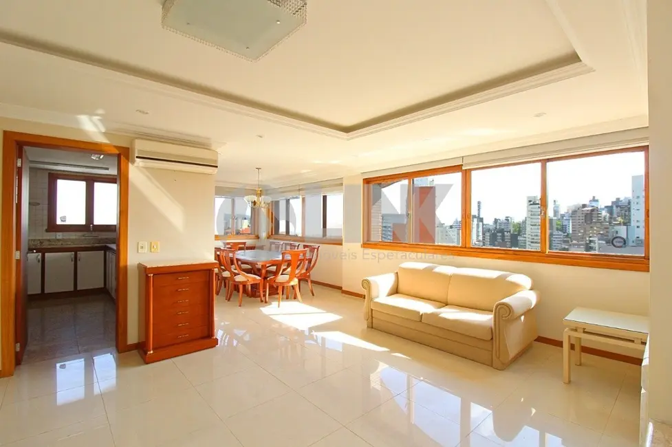 Apartamento com 3 quartos à venda, 153m2 em Petrópolis, Porto Alegre - RS - imagem 1 Foto 1 de Apartamento com 3 quartos à venda, 153m2 em Petrópolis, Porto Alegre - RS