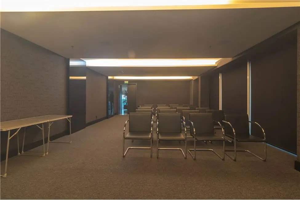 Foto 6 de Sala Comercial à venda, 37m2 em Chácara das Pedras, Porto Alegre - RS