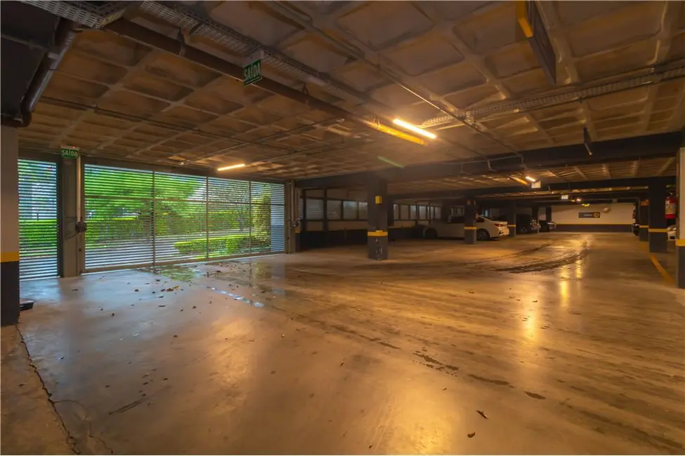 Foto 4 de Sala Comercial à venda, 37m2 em Chácara das Pedras, Porto Alegre - RS