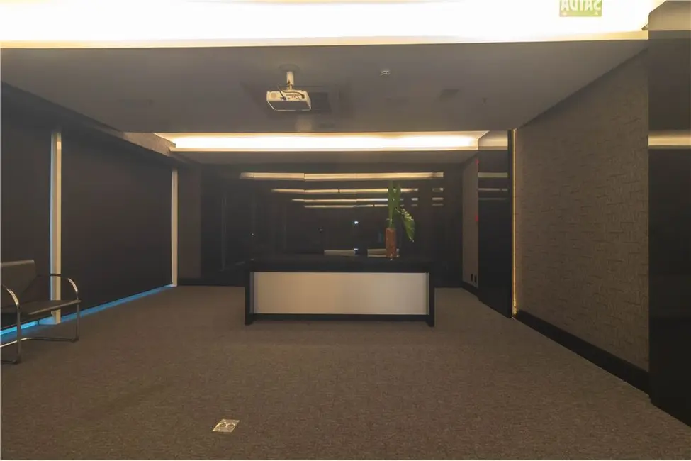 Foto 7 de Sala Comercial à venda, 37m2 em Chácara das Pedras, Porto Alegre - RS