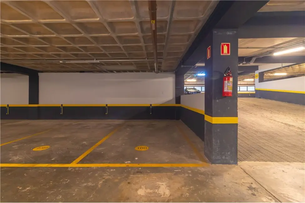 Foto 3 de Sala Comercial à venda, 37m2 em Chácara das Pedras, Porto Alegre - RS