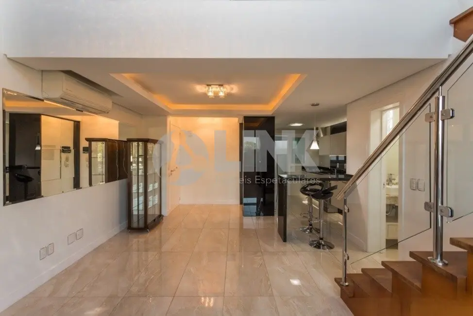 Foto 3 de Apartamento com 1 quarto à venda, 98m2 em Passo da Areia, Porto Alegre - RS