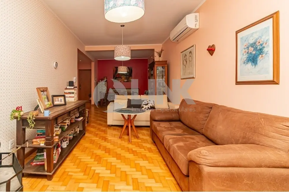 Apartamento com 3 quartos à venda, 124m2 em Moinhos de Vento, Porto Alegre - RS - imagem 5 Foto 5 de Apartamento com 3 quartos à venda, 124m2 em Moinhos de Vento, Porto Alegre - RS
