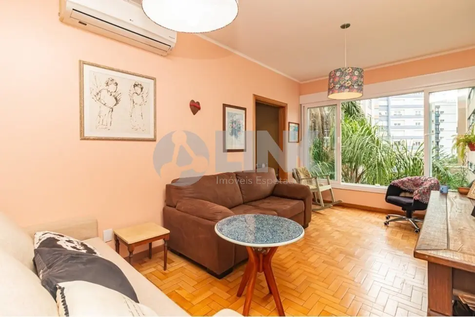 Apartamento com 3 quartos à venda, 124m2 em Moinhos de Vento, Porto Alegre - RS - imagem 9 Foto 9 de Apartamento com 3 quartos à venda, 124m2 em Moinhos de Vento, Porto Alegre - RS