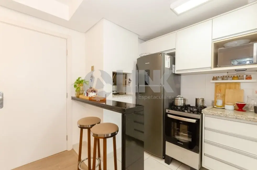 Apartamento com 3 quartos à venda, 65m2 em Petrópolis, Porto Alegre - RS - imagem 9 Foto 9 de Apartamento com 3 quartos à venda, 65m2 em Petrópolis, Porto Alegre - RS