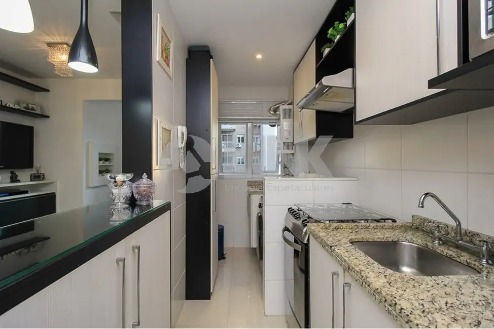 Foto 9 de Apartamento com 2 quartos à venda, 51m2 em Teresópolis, Porto Alegre - RS