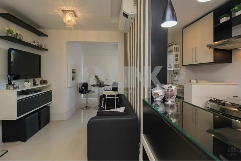 Foto 8 de Apartamento com 2 quartos à venda, 51m2 em Teresópolis, Porto Alegre - RS