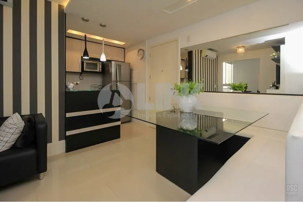 Foto 3 de Apartamento com 2 quartos à venda, 51m2 em Teresópolis, Porto Alegre - RS