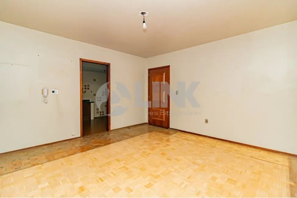 Apartamento com 3 quartos à venda, 76m2 em Mont Serrat, Porto Alegre - RS - imagem 5 Foto 5 de Apartamento com 3 quartos à venda, 76m2 em Mont Serrat, Porto Alegre - RS