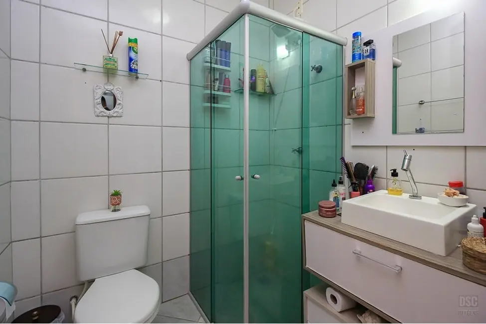 Foto 2 de Casa com 2 quartos à venda, 41m2 em Hípica, Porto Alegre - RS