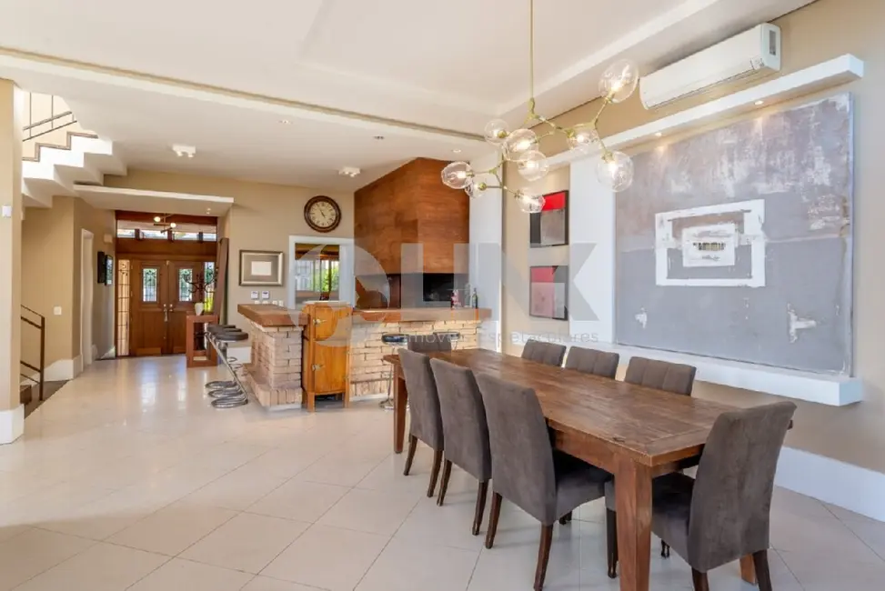Casa com 4 quartos à venda, 498m2 em Ipanema, Porto Alegre - RS - imagem 9 Foto 9 de Casa com 4 quartos à venda, 498m2 em Ipanema, Porto Alegre - RS