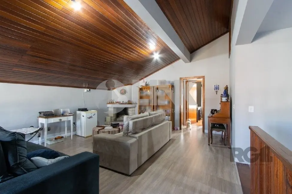 Casa com 5 quartos à venda, 336m2 em Glória, Porto Alegre - RS - imagem 4 Foto 4 de Casa com 5 quartos à venda, 336m2 em Glória, Porto Alegre - RS