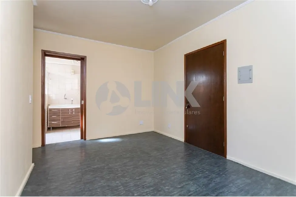 Foto 4 de Apartamento com 1 quarto à venda, 43m2 em Passo da Areia, Porto Alegre - RS