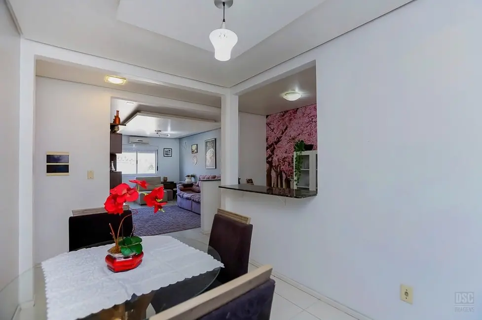 Foto 9 de Casa com 2 quartos à venda, 113m2 em Hípica, Porto Alegre - RS