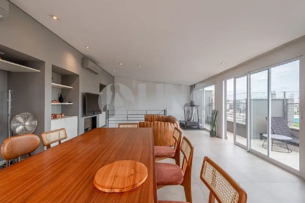 Apartamento com 2 quartos à venda, 158m2 em Petrópolis, Porto Alegre - RS - imagem 3 Foto 3 de Apartamento com 2 quartos à venda, 158m2 em Petrópolis, Porto Alegre - RS