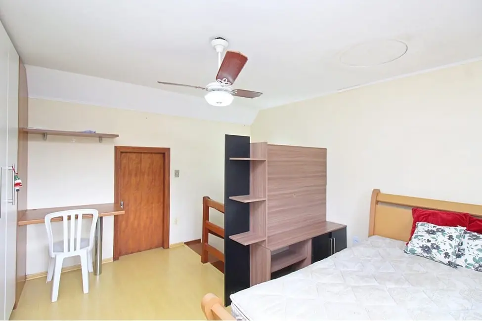 Foto 8 de Casa de Condomínio com 3 quartos à venda, 102m2 em Espírito Santo, Porto Alegre - RS