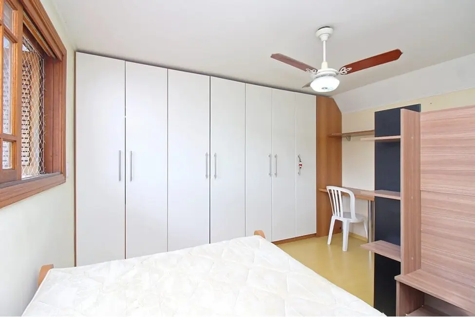 Foto 9 de Casa de Condomínio com 3 quartos à venda, 102m2 em Espírito Santo, Porto Alegre - RS