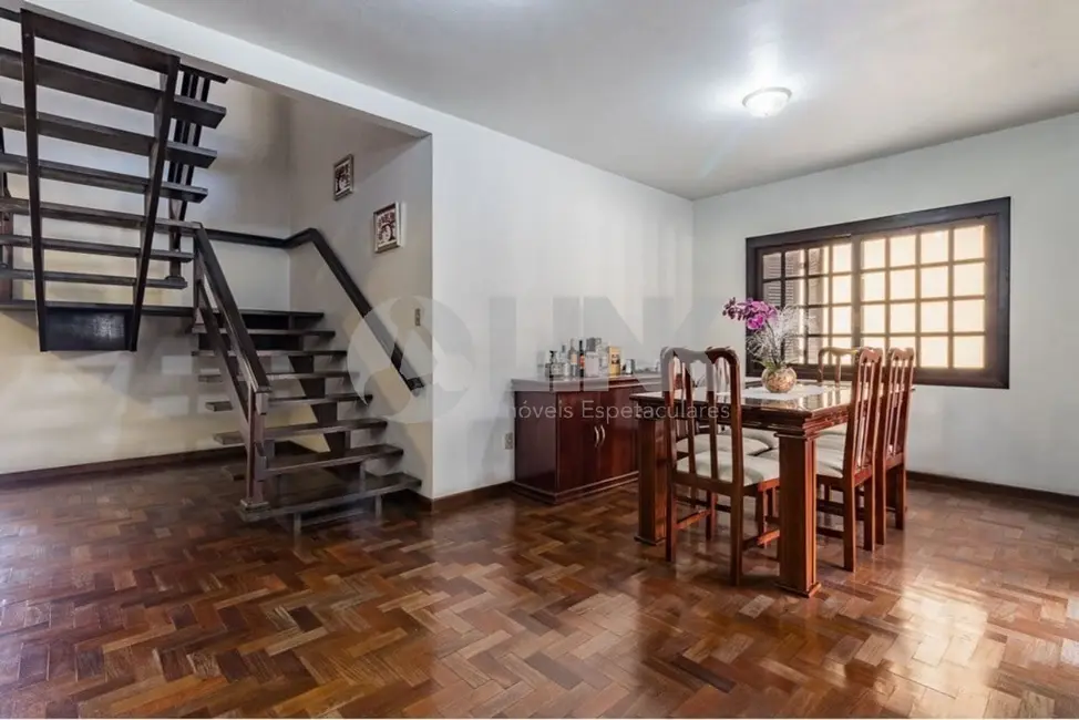 Foto 1 de Casa com 4 quartos à venda, 319m2 em Cristo Redentor, Porto Alegre - RS