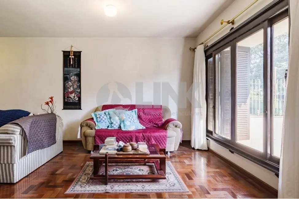 Casa com 4 quartos à venda, 319m2 em Cristo Redentor, Porto Alegre - RS - imagem 8 Foto 8 de Casa com 4 quartos à venda, 319m2 em Cristo Redentor, Porto Alegre - RS