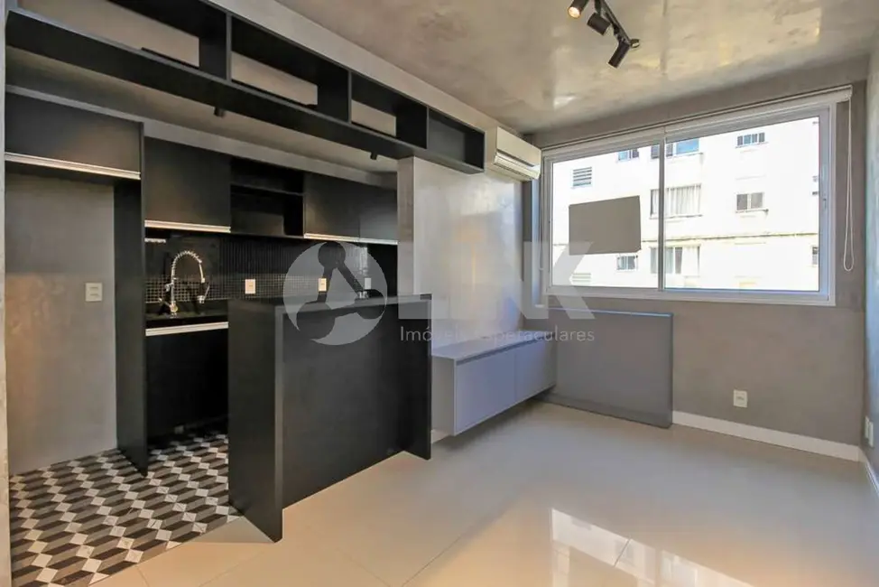 Foto 1 de Apartamento com 2 quartos à venda, 46m2 em Ipanema, Porto Alegre - RS
